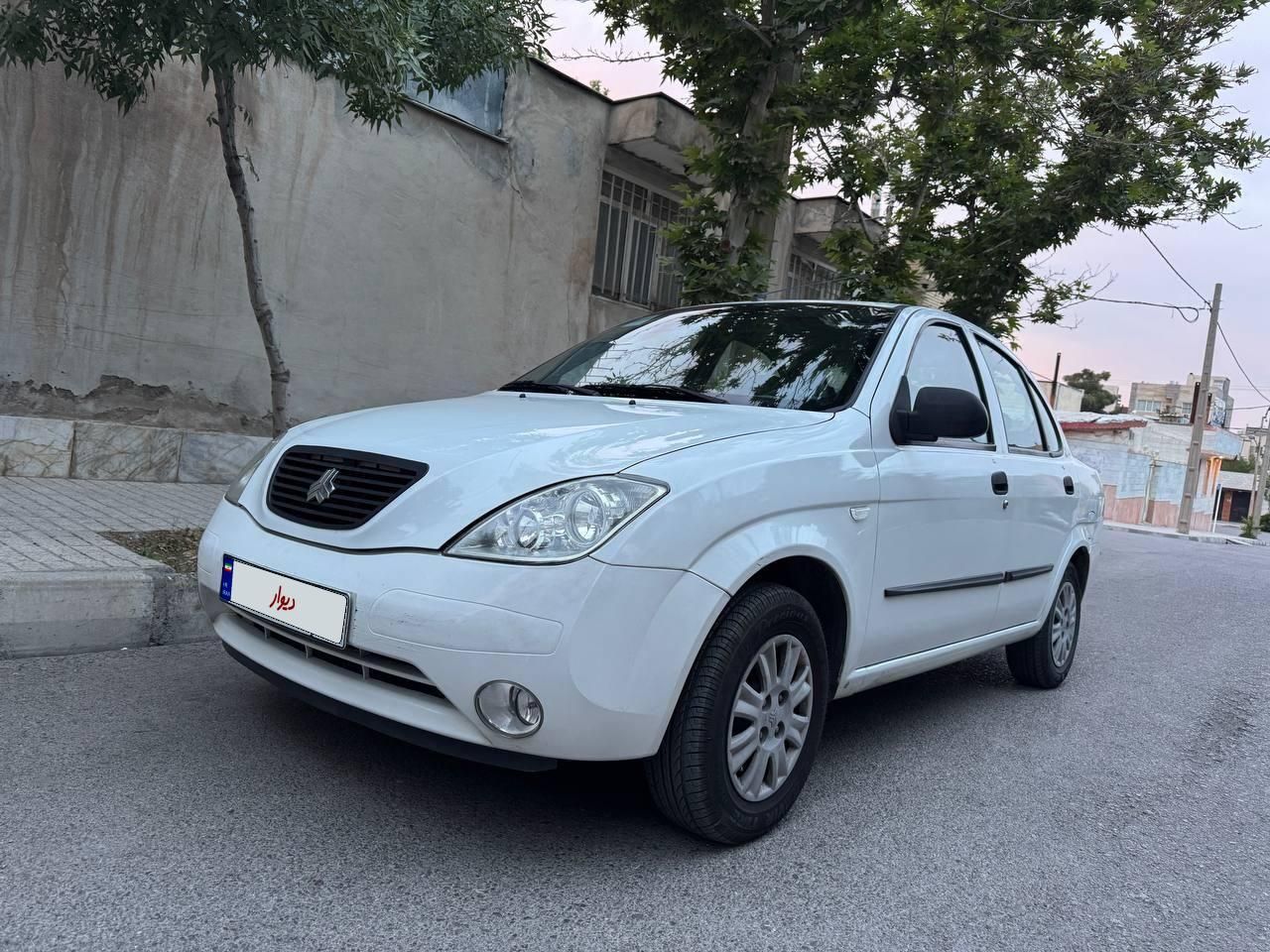 تیبا صندوق دار SX - 1399