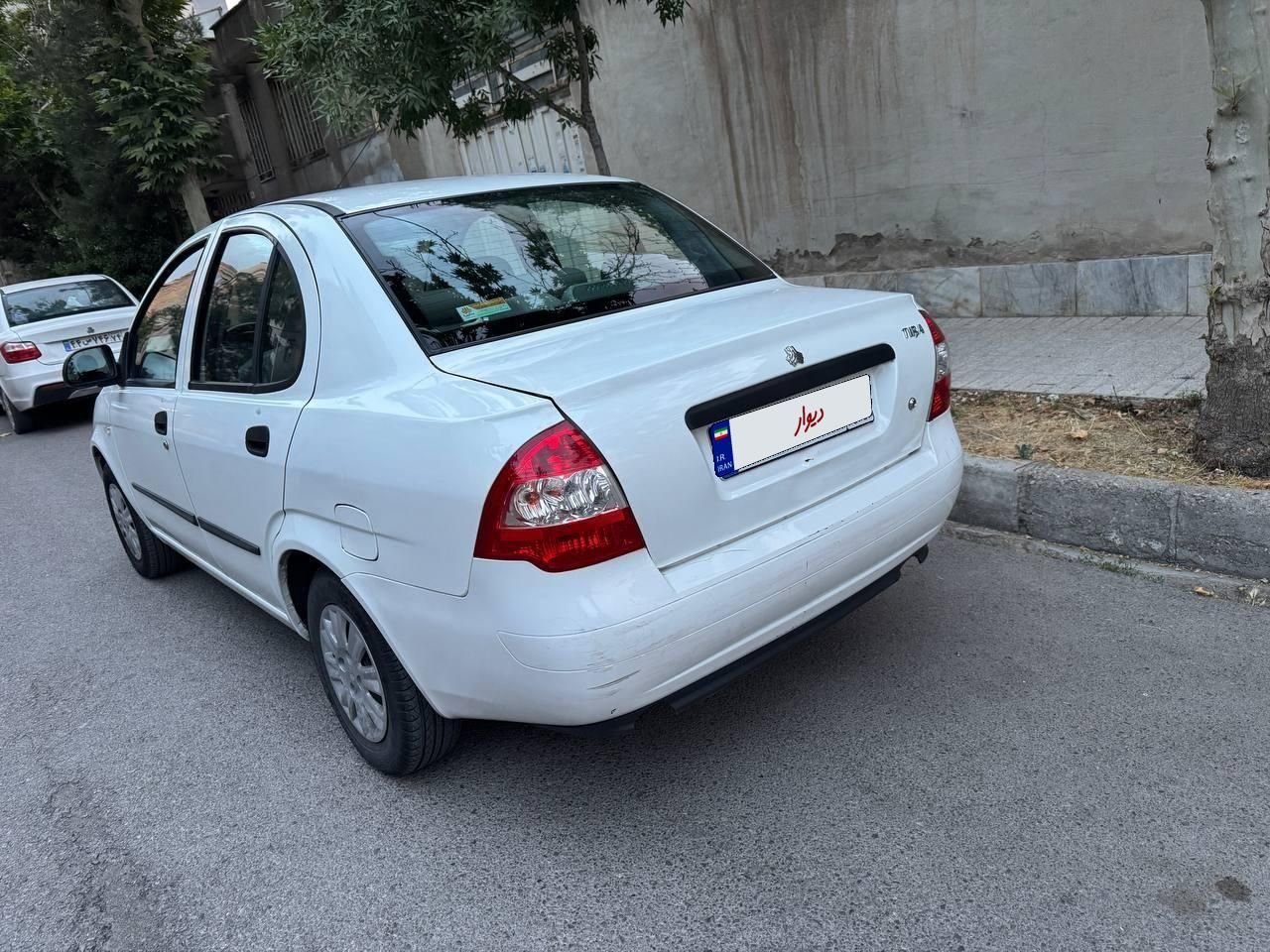تیبا صندوق دار SX - 1399
