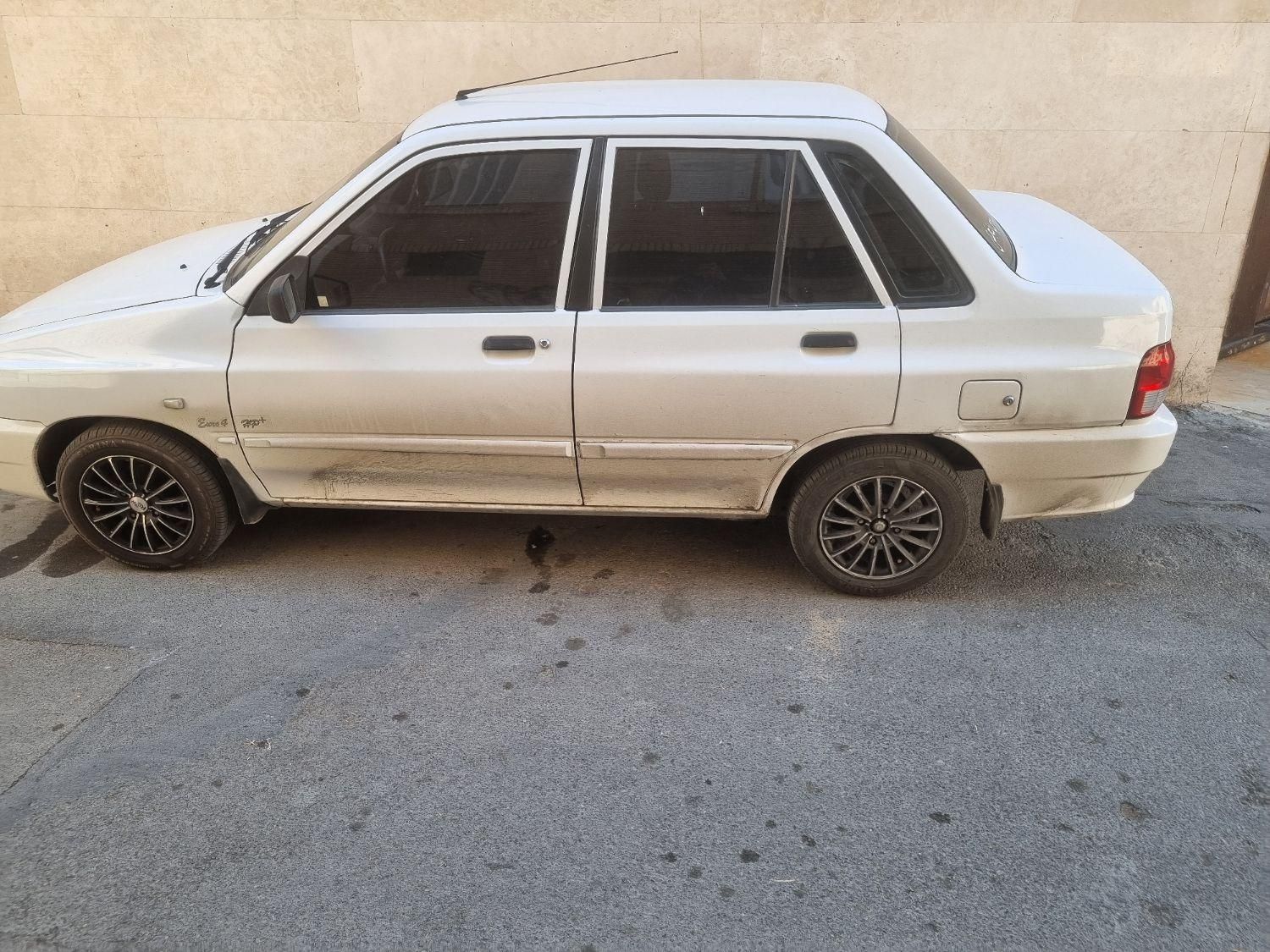 خودرو پراید، 132 آگهی ann_18410896