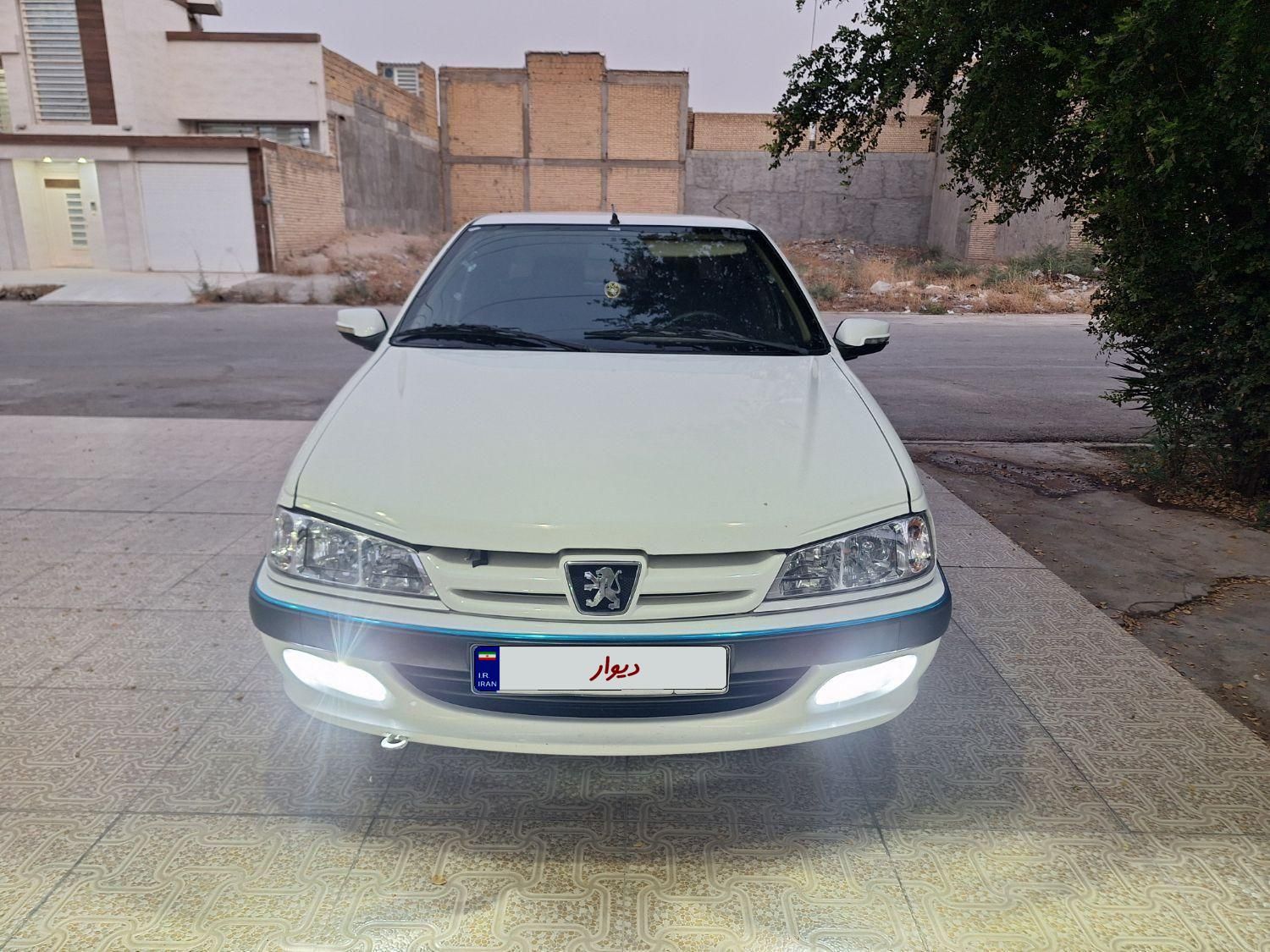 پژو پارس سال - 1392