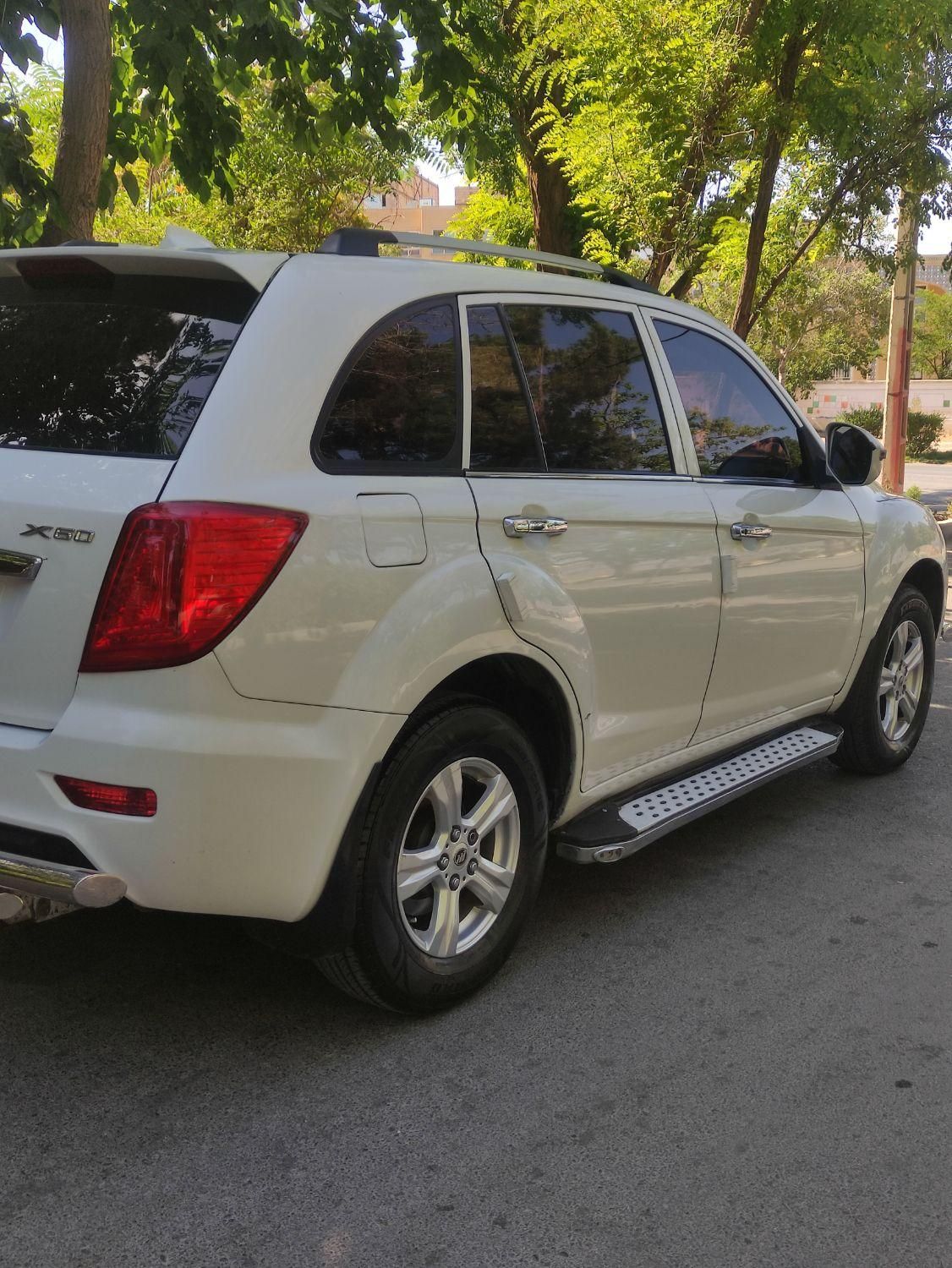 لیفان X60 دنده‌ای - 2013