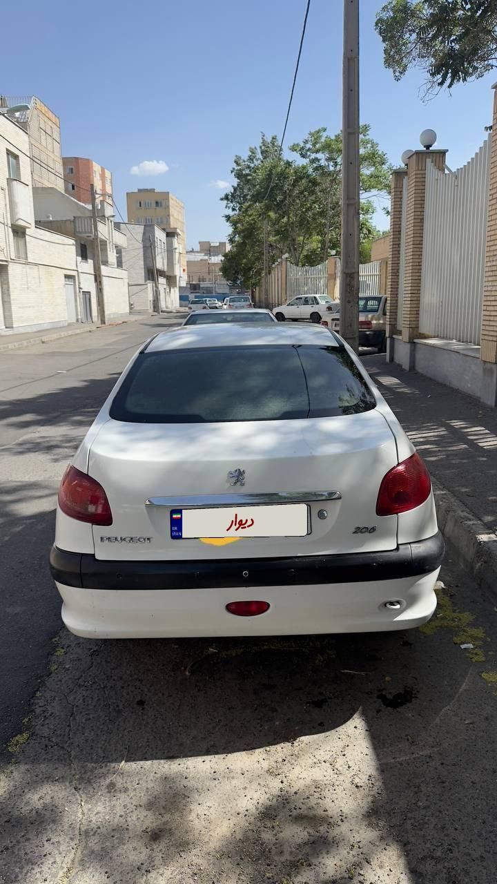 پژو ۲۰۶ صندوق دار v1 - 1389