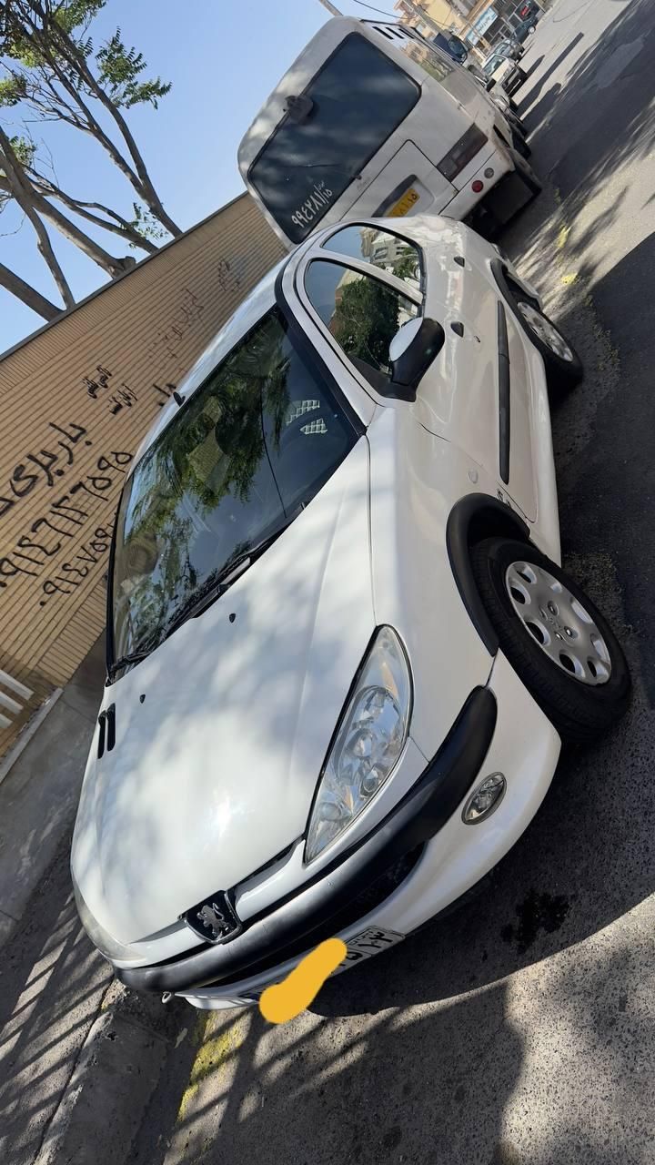 خودرو پژو، ۲۰۶ صندوق دار آگهی ann_18412333