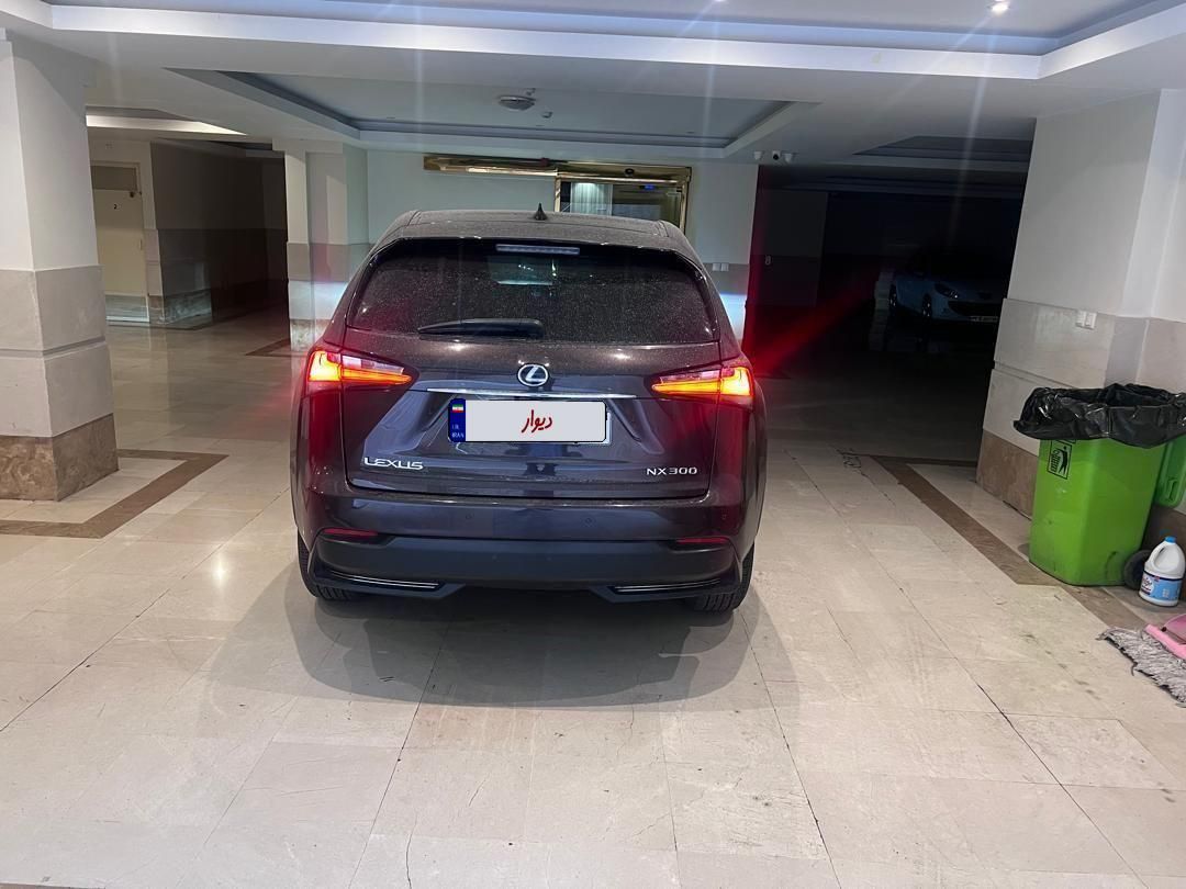 لکسوس NX هیبرید 300H - 2016