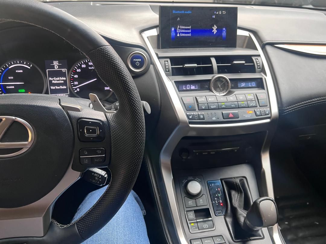 لکسوس NX هیبرید 300H - 2016