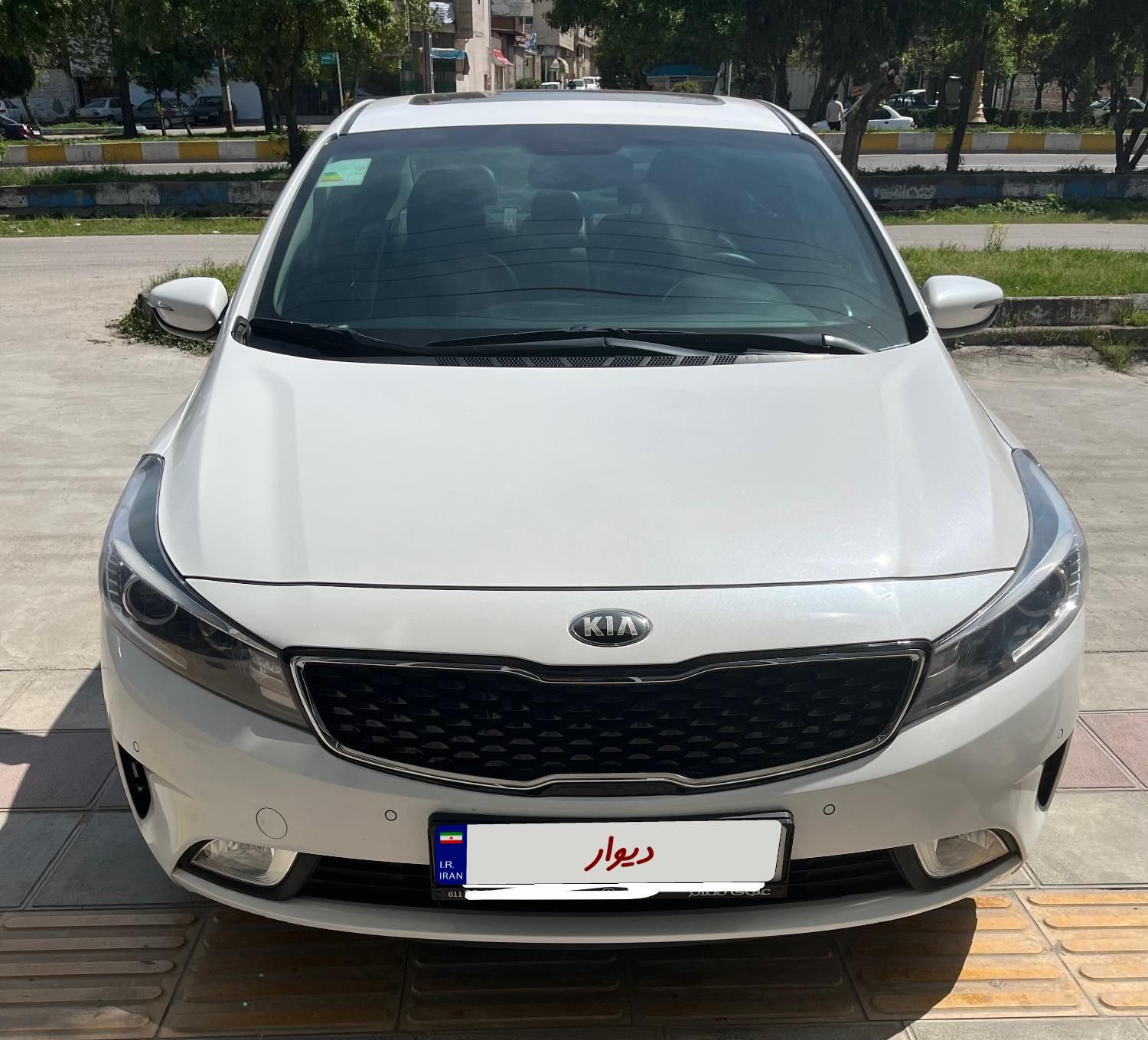 کیا سراتو 2.0 لیتر اتوماتیک GT لاین - 2017