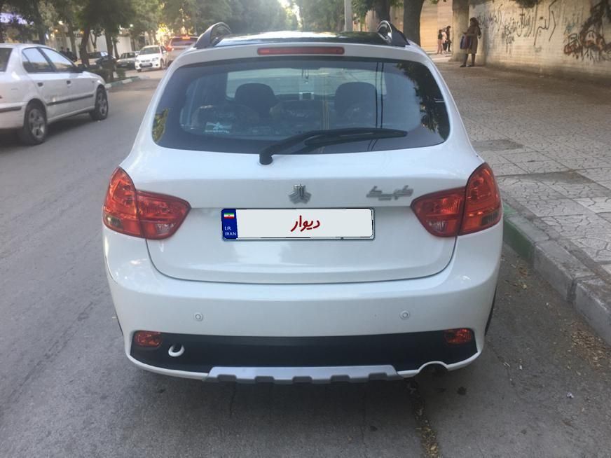 کوییک R دنده‌ای - 1402