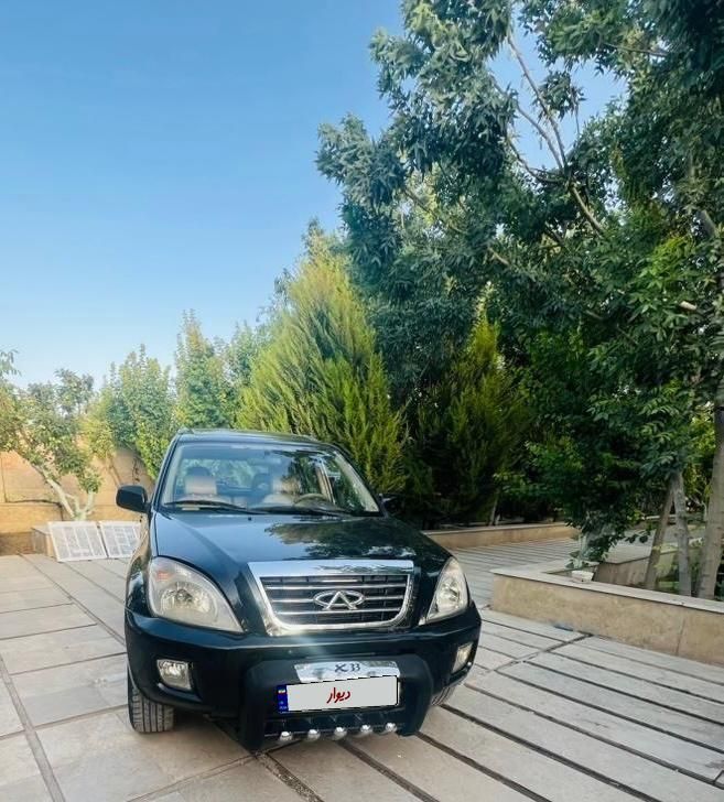 ام وی ام X33 دنده‌ای ساده - 2012