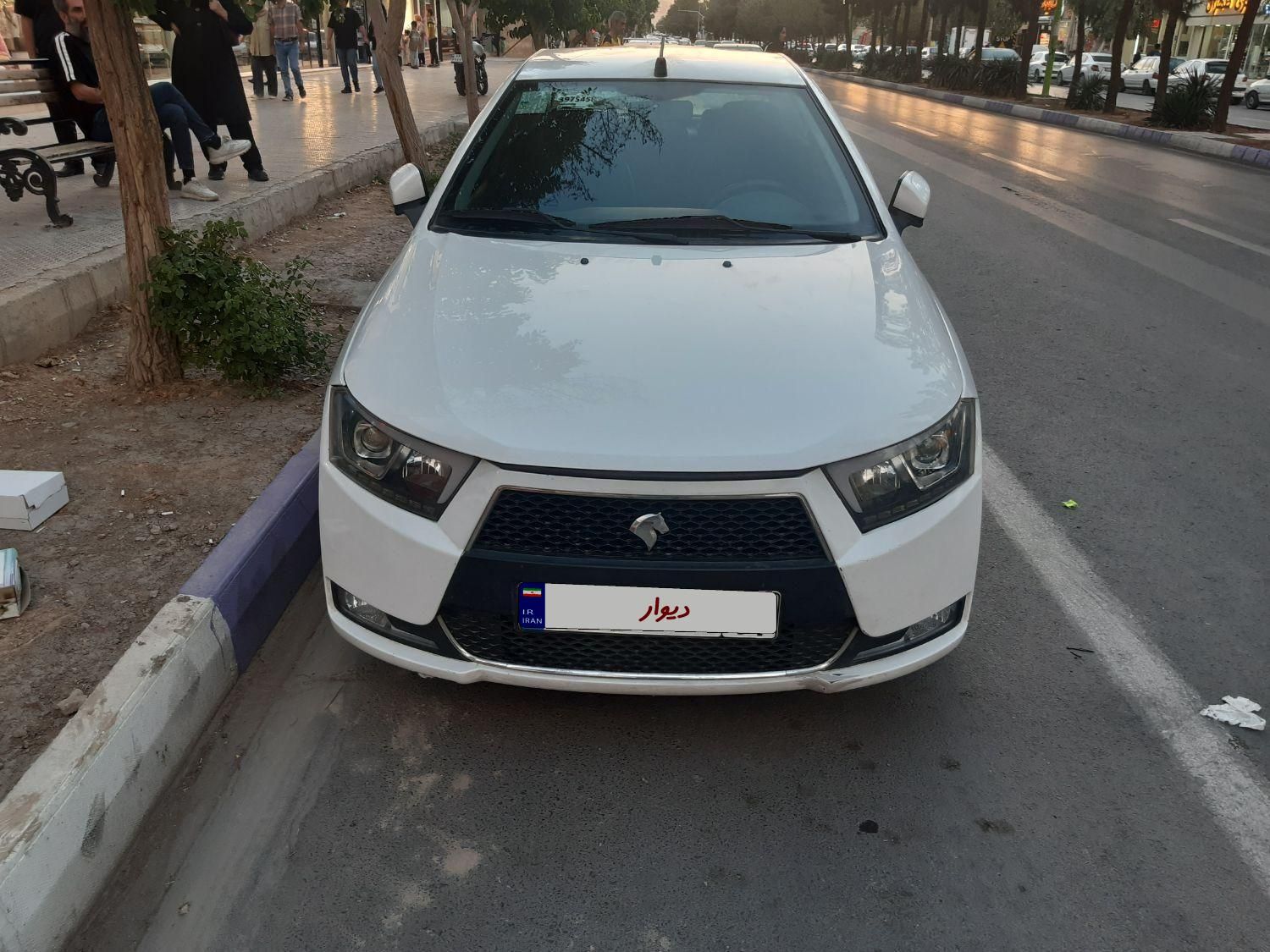 خودرو دنا، پلاس آگهی ann_18416353