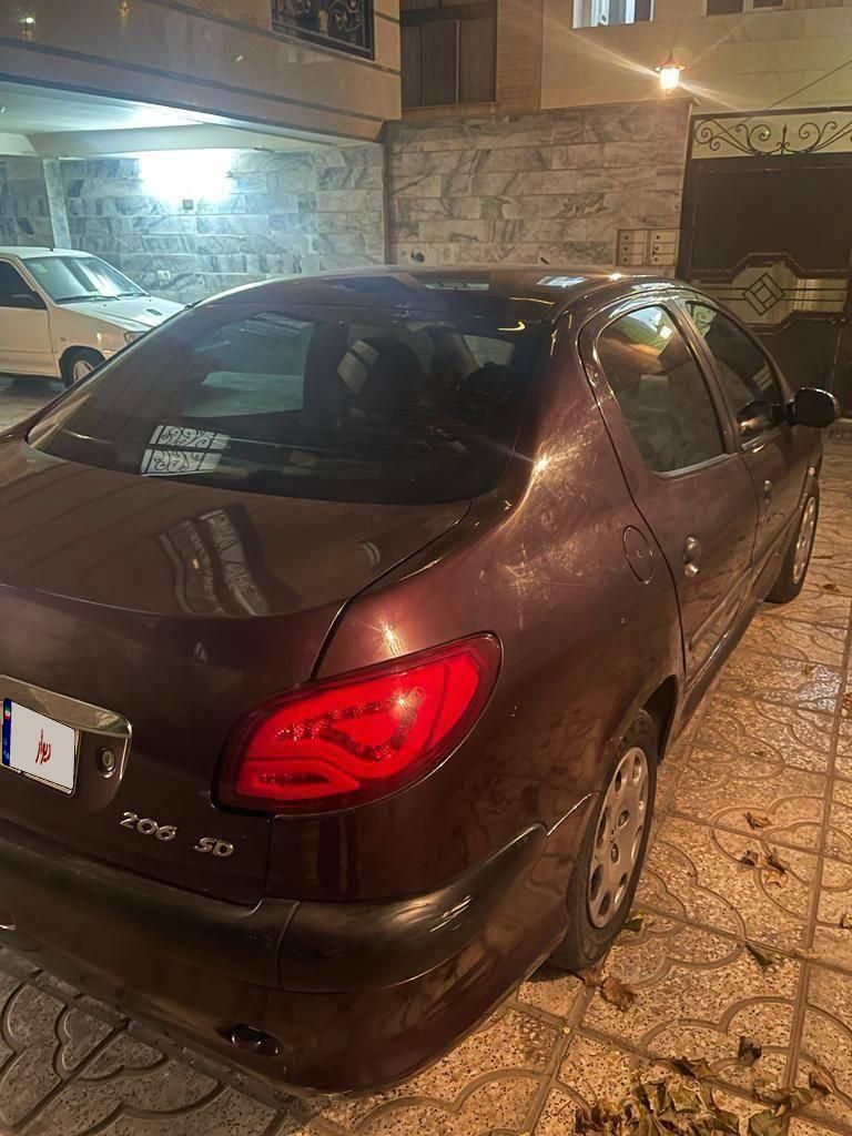 پژو ۲۰۶ صندوق دار v20 - 1388