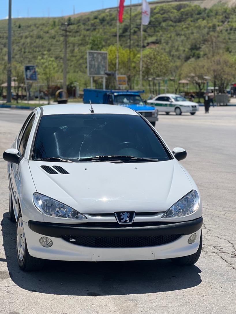 پژو ۲۰۶ صندوق دار v8 - 1398