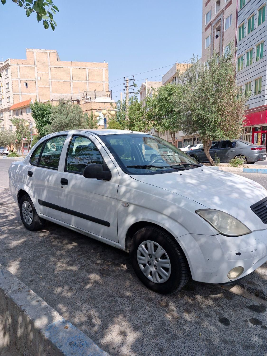 تیبا صندوق دار SX - 1393