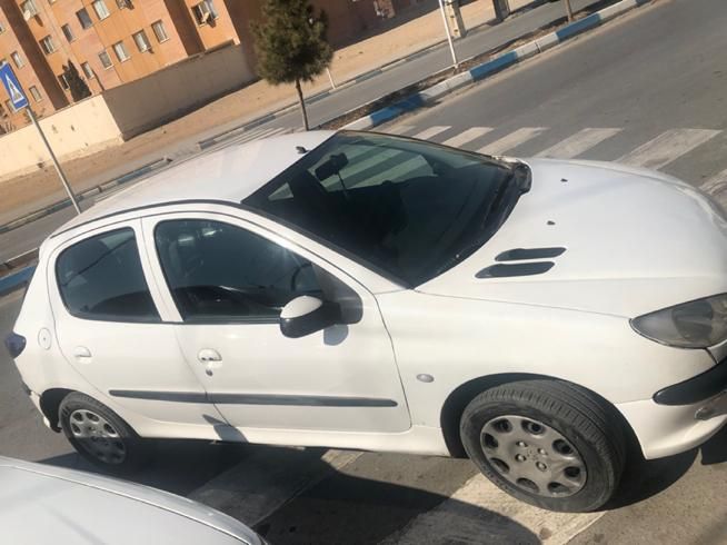 پژو 206 تیپ 3 - 1390