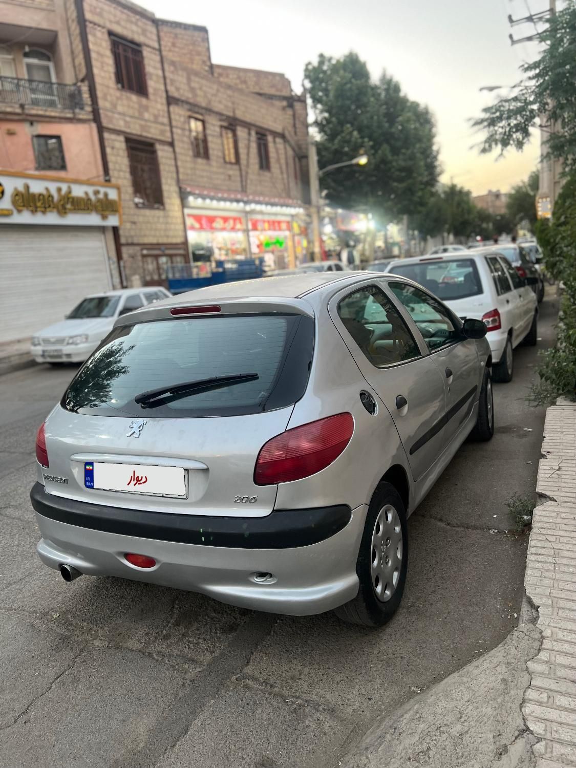 پژو 206 تیپ 2 - 1383