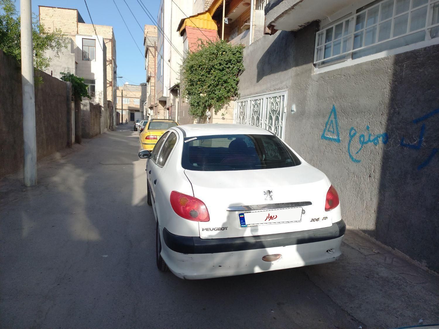 پژو ۲۰۶ صندوق دار v1 - 1390