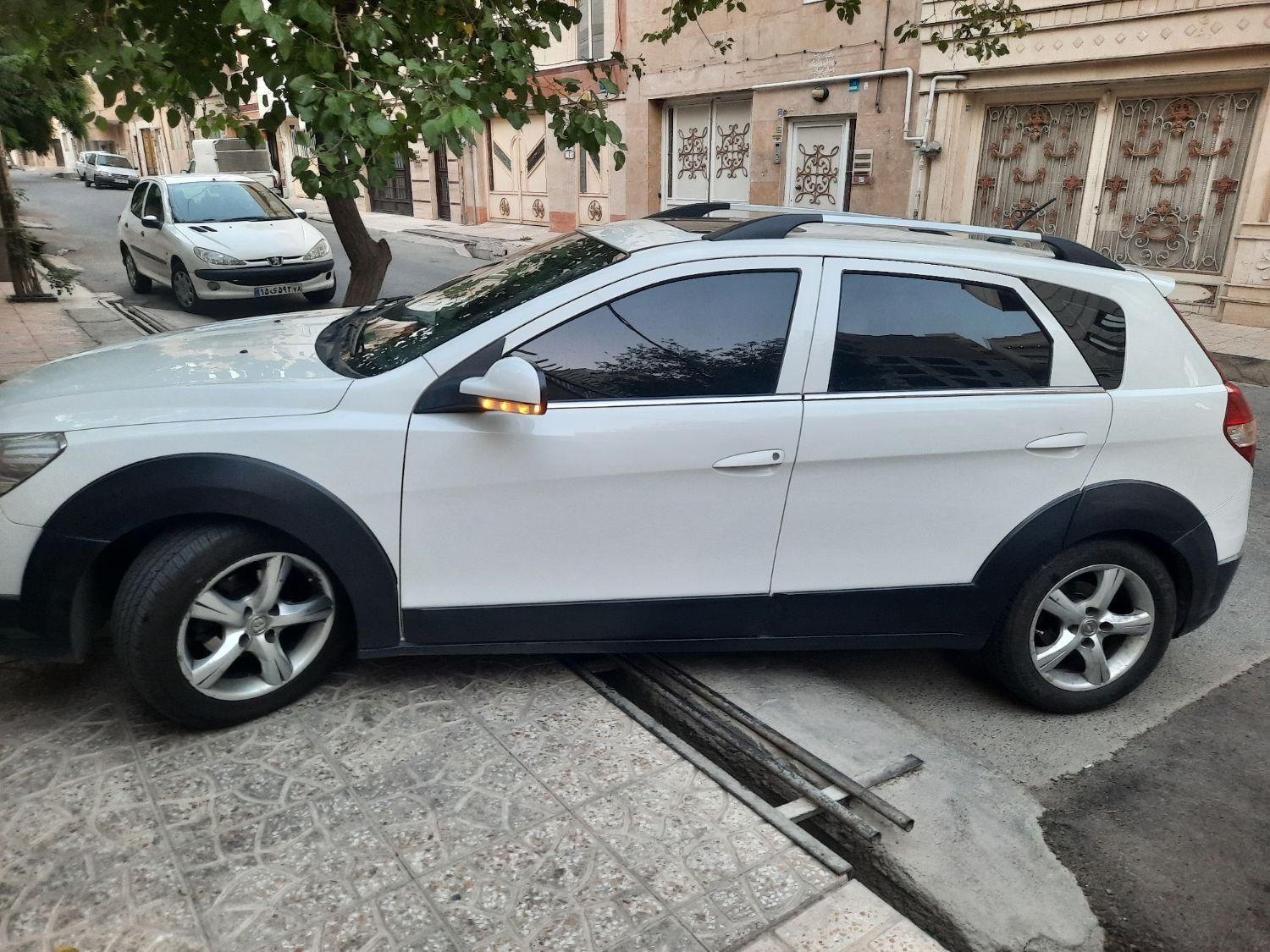 دانگ فنگ H30 کراس اتوماتیک - 1396