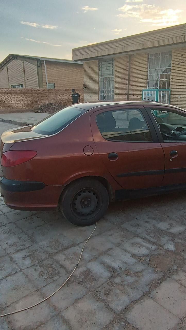 پژو ۲۰۶ صندوق دار v8 - 1386