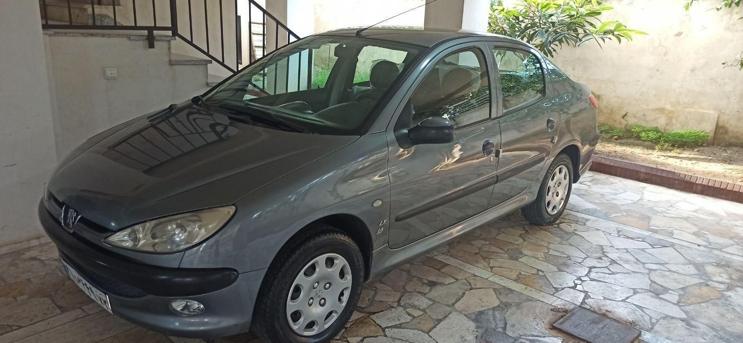 پژو ۲۰۶ صندوق دار v8 - 1396