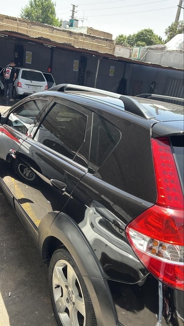 خودرو دانگ فنگ، H30 کراس آگهی ann_18419083