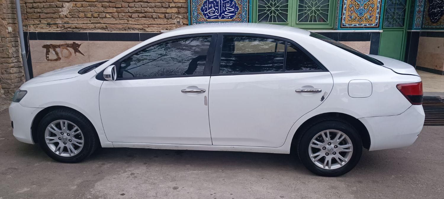 خودرو زوتی، آریو(S300) آگهی ann_18419372
