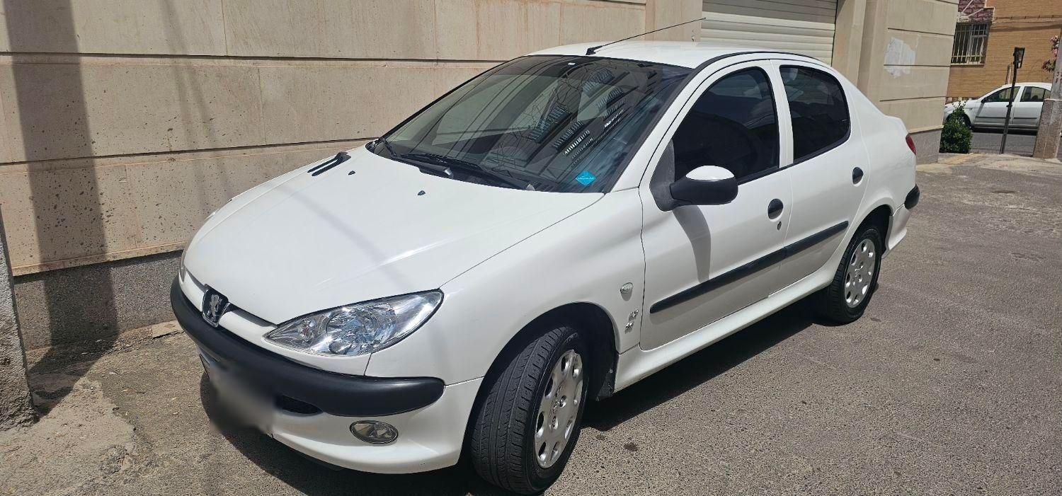 پژو ۲۰۶ صندوق دار v8 - 1397