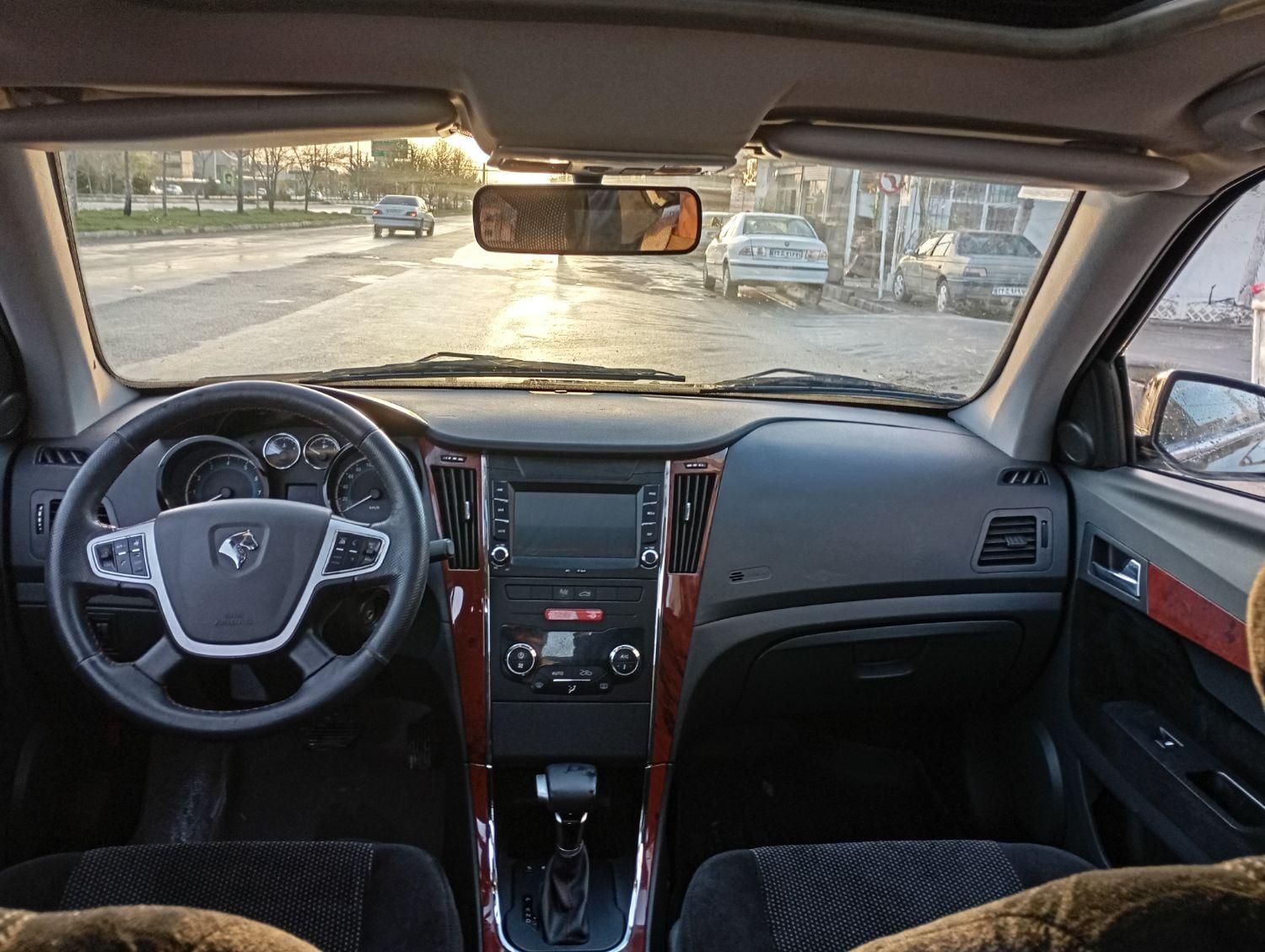 دنا پلاس توربو 6 دنده - 1401