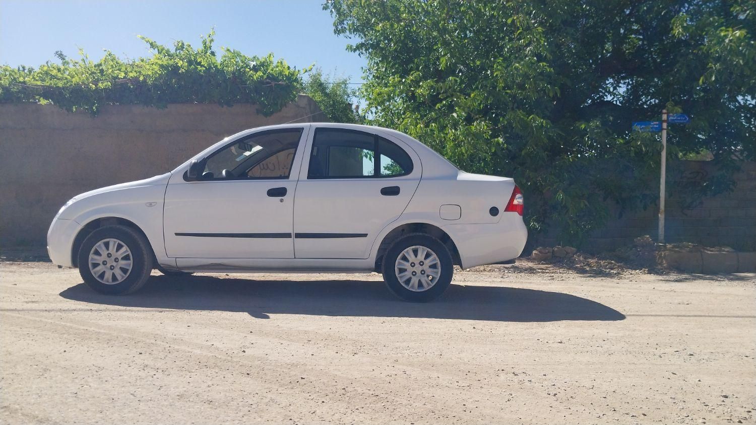 تیبا صندوق دار SX - 1396