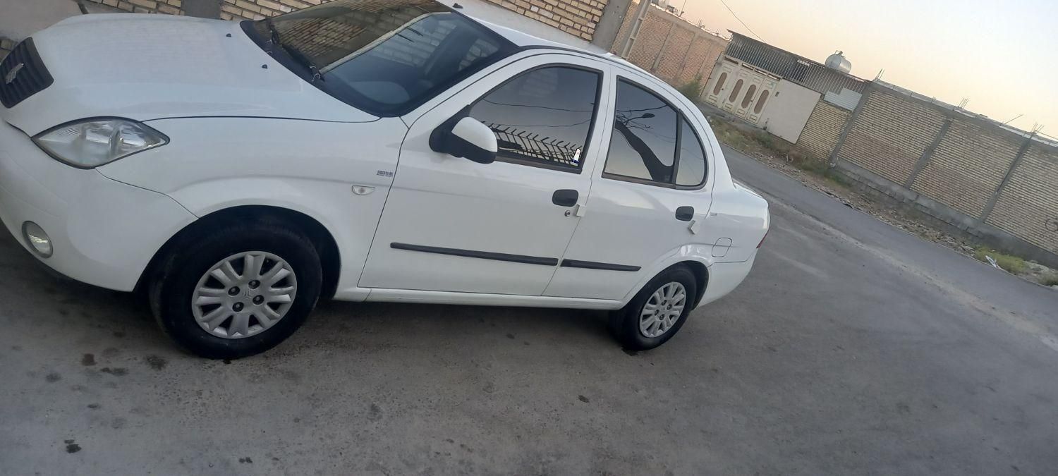 تیبا صندوق دار SX - 1400