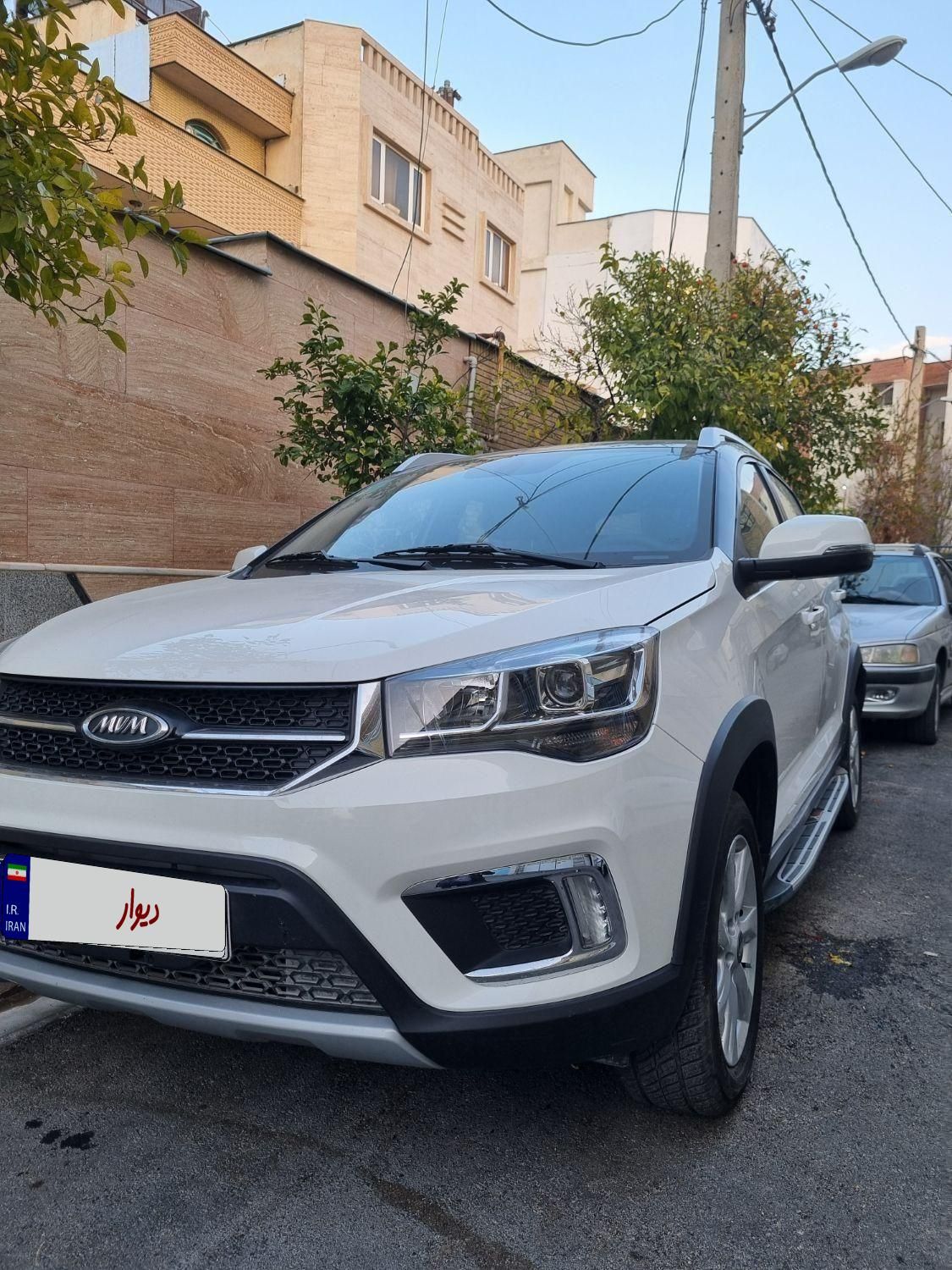 خودرو ام وی ام، X22 آگهی ann_18420383
