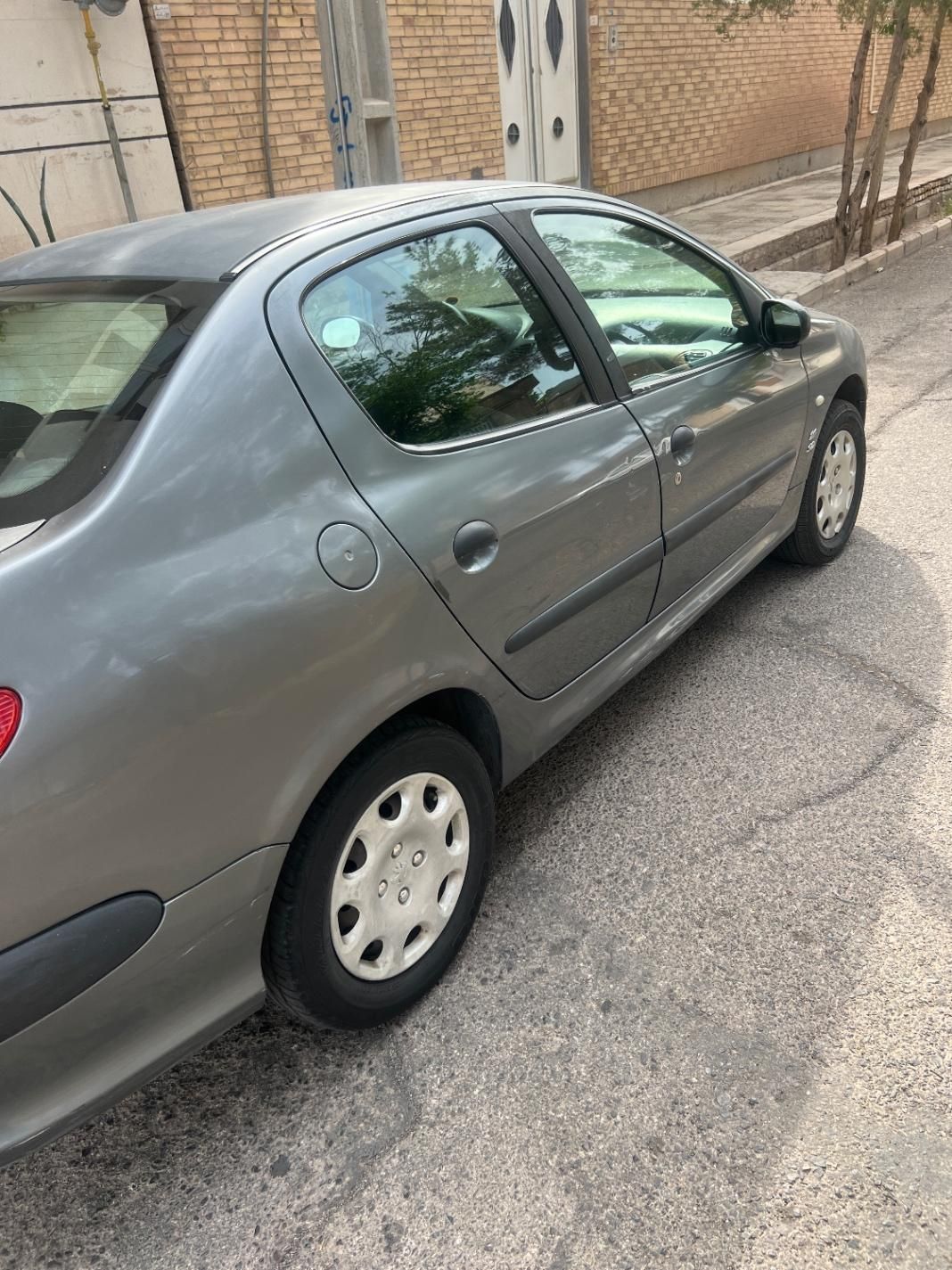 پژو ۲۰۶ صندوق دار v8 - 1389