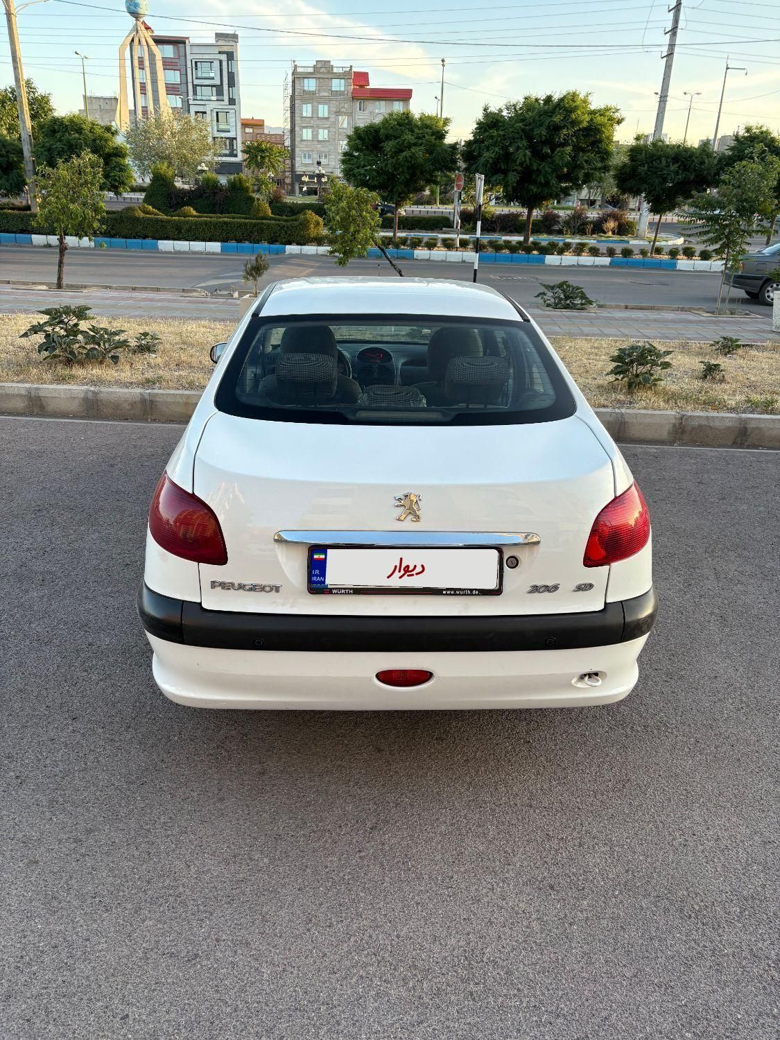 پژو ۲۰۶ صندوق دار v8 - 1397