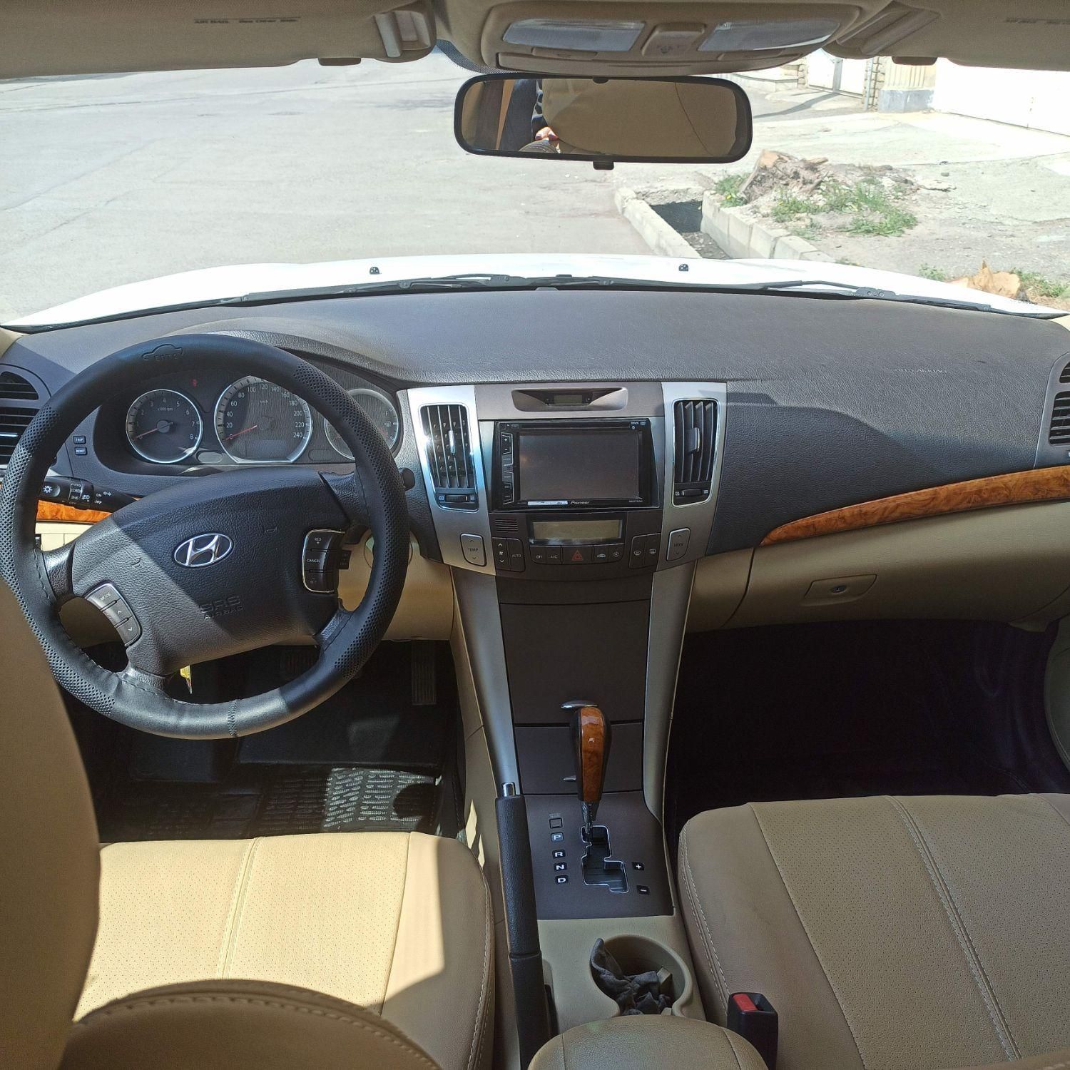 هیوندای سوناتا اتوماتیک NF 2400 - 2009