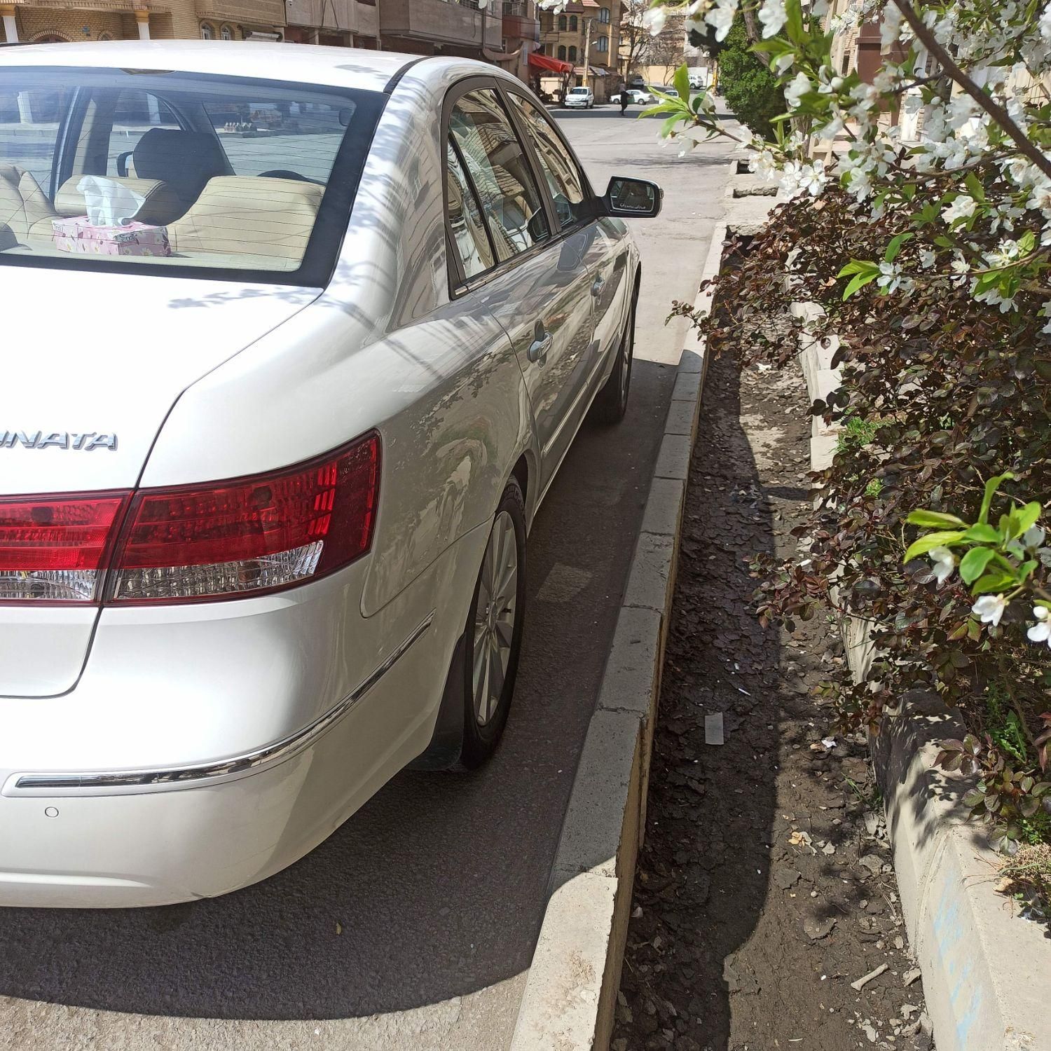 هیوندای سوناتا اتوماتیک NF 2400 - 2009