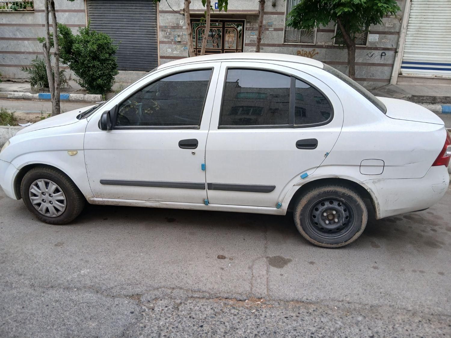 تیبا صندوق دار SX - 1395