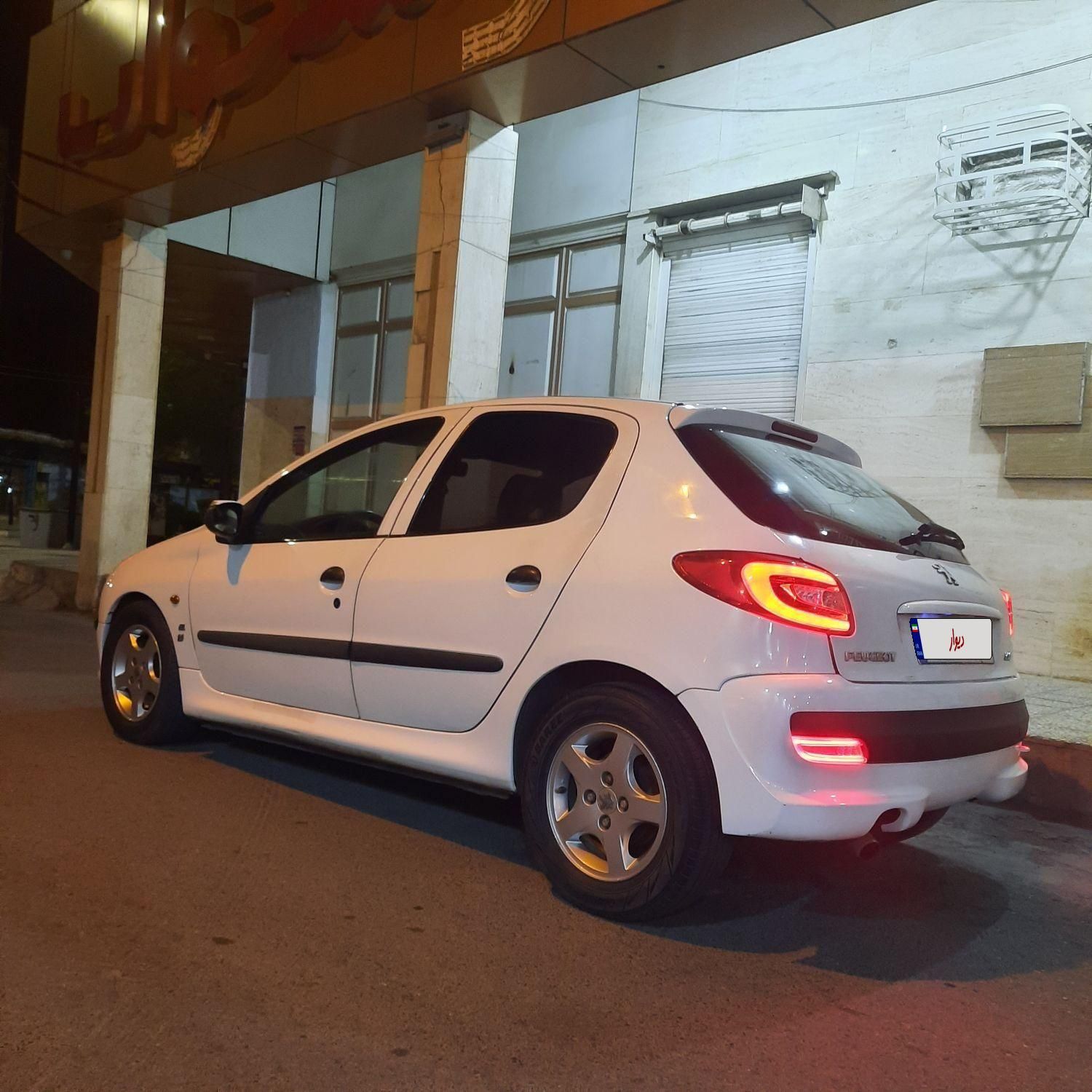 خودرو پژو، 206 آگهی ann_18421702