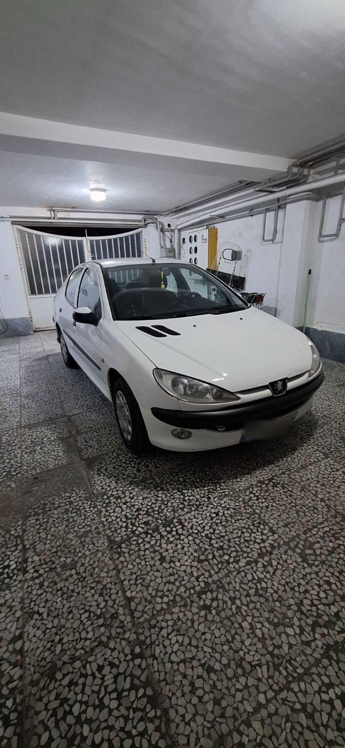 پژو ۲۰۶ صندوق دار v8 - 1394