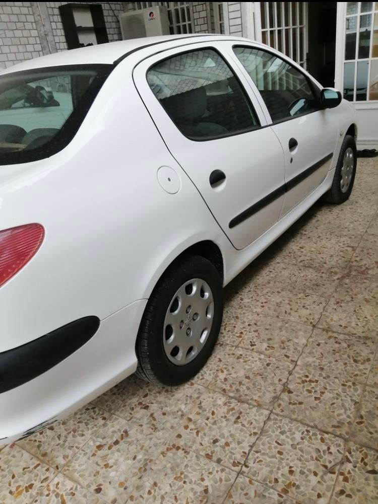 پژو ۲۰۶ صندوق دار v8 - 1393