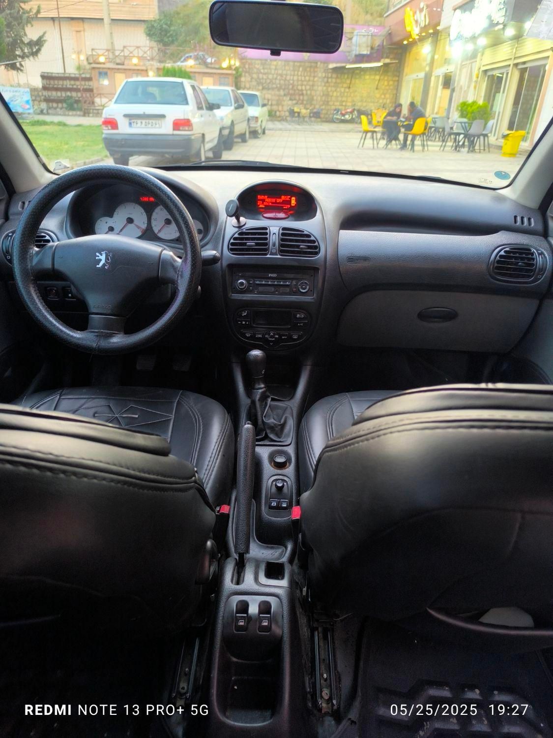 پژو ۲۰۶ صندوق دار v8 - 1399