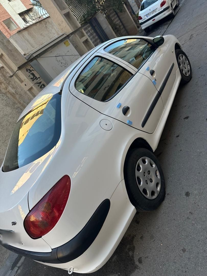 خودرو پژو، ۲۰۶ صندوق دار آگهی ann_18422143