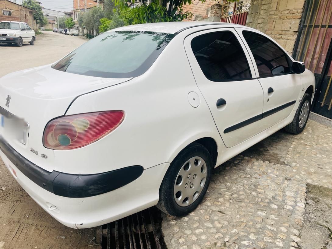 پژو ۲۰۶ صندوق دار v8 - 1389