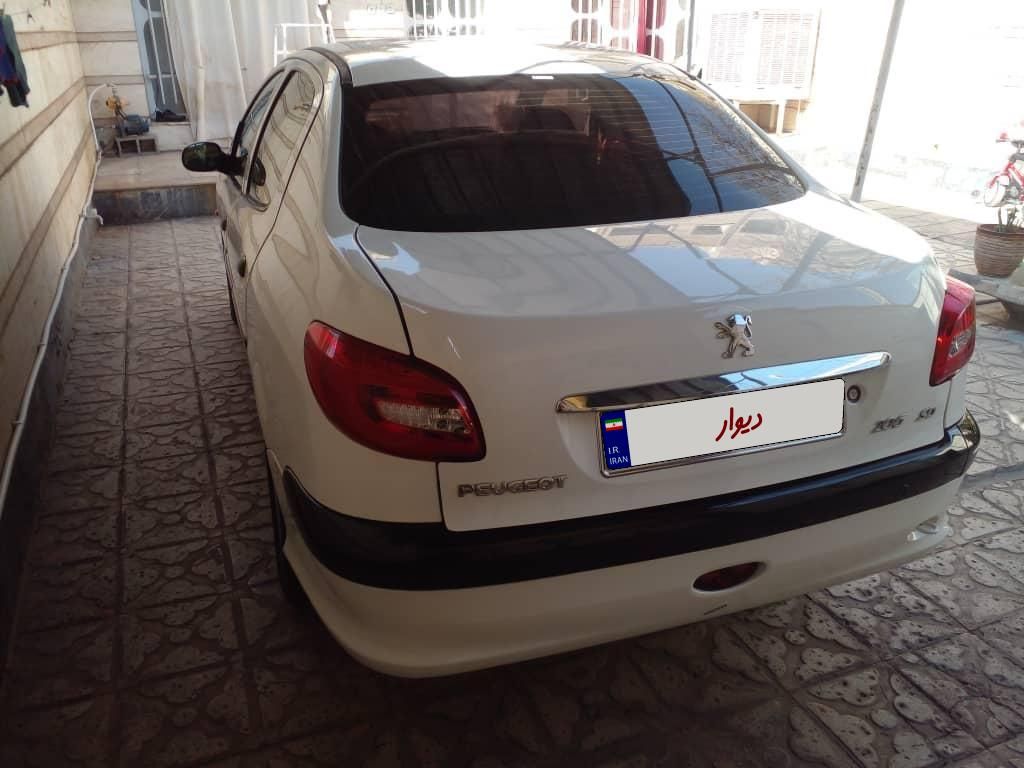 پژو ۲۰۶ صندوق دار v8 - 1393