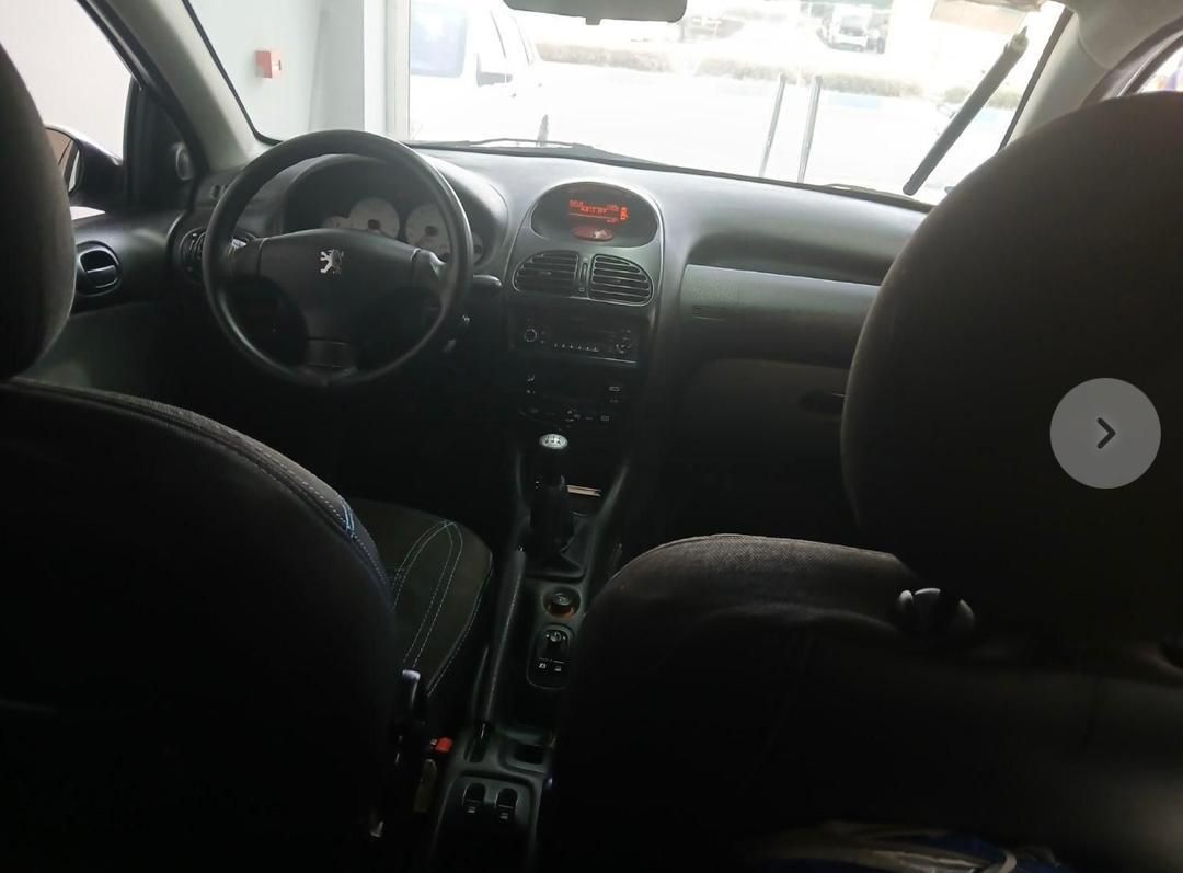 پژو ۲۰۶ صندوق دار v8 - 1396