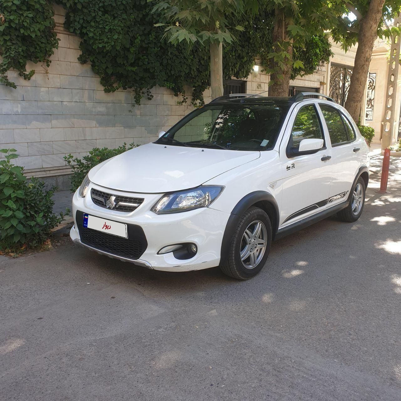 خودرو کوییک، R آگهی ann_18422837