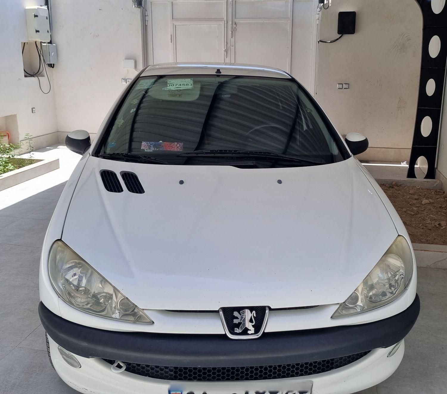 پژو ۲۰۶ صندوق دار v8 - 1399