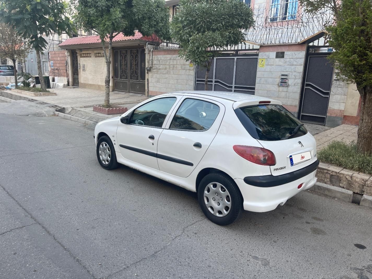 پژو 206 تیپ 5 - 1395