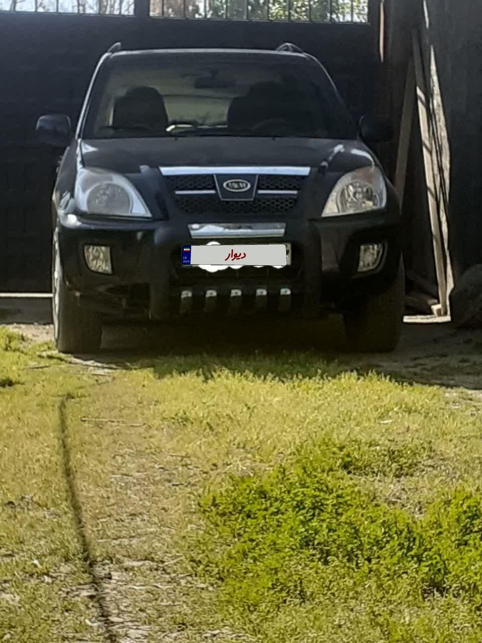 ام وی ام X33 دنده‌ای ساده - 2012