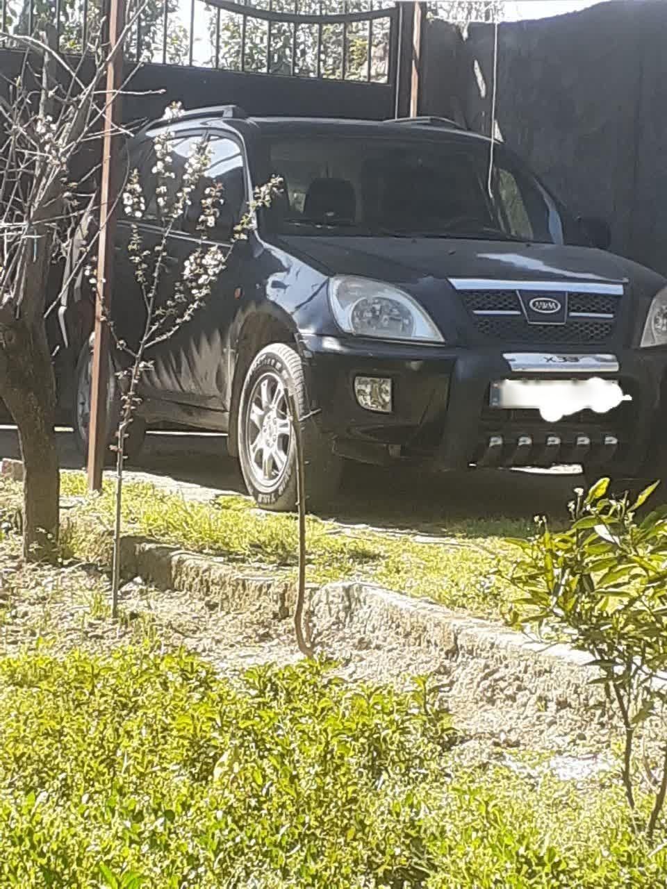 خودرو ام وی ام، X33 آگهی ann_18422946