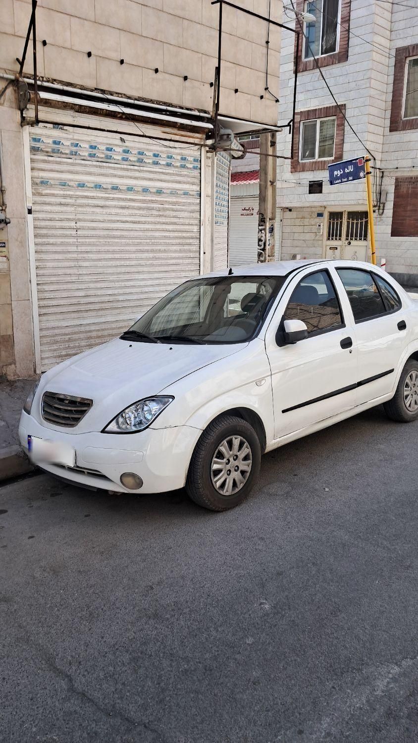تیبا صندوق دار SX - 1395
