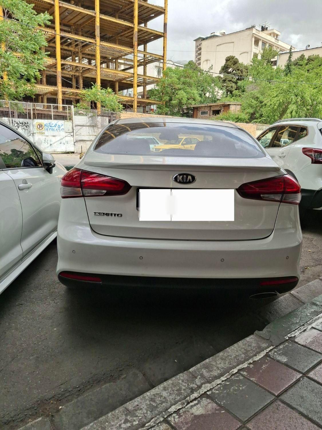 کیا سراتو 2.0 لیتر اتوماتیک GT لاین - 2017