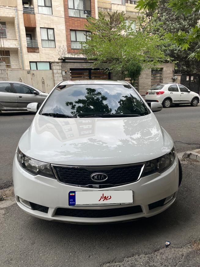 خودرو کیا، سراتو مونتاژ آگهی ann_18423699